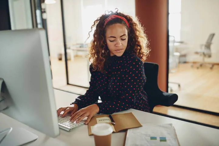 woman working on computer