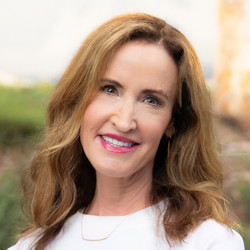Founder of Woman UnRuled Amy Matthews
