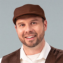 Technology Expert and Content Creator Daniel Davis