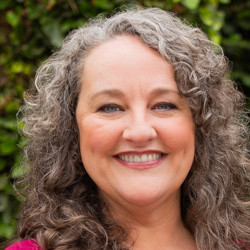 Data Visualization Engineer and Consultant Heather Johnson